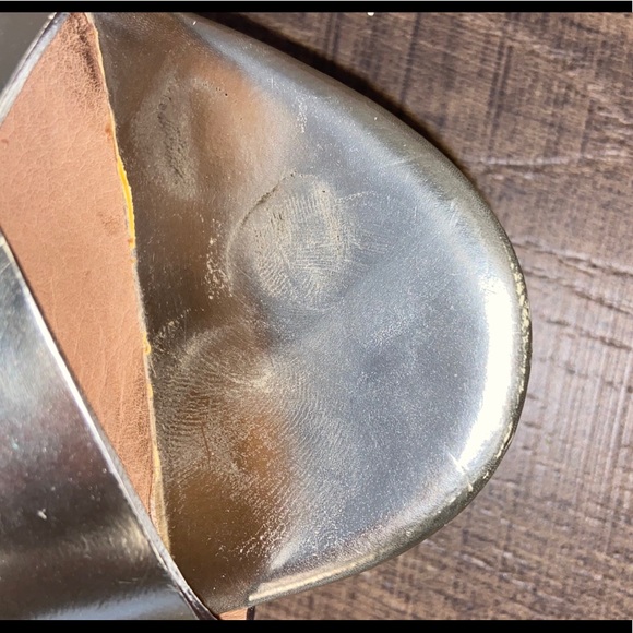 gold coach heels/gold heels by coach - Picture 4 of 6